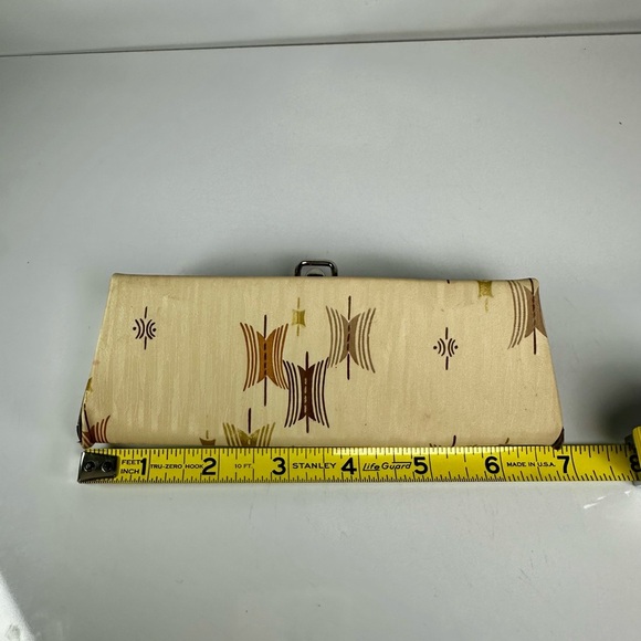 Vtg 1960’s Cat Eye Glass Case Only Retro Mid Century Gold Kiss Latch. - Picture 9 of 11